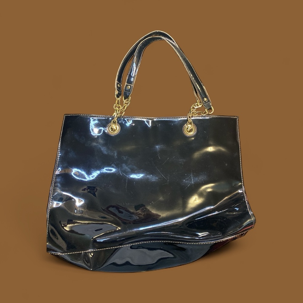 👜 Anne Klein Patent Leather Tote Bag with Graphic Lion Medallion Print - Picture 6 of 8